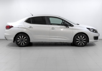 Подержанный автомобиль Citroen C4 Sedan 2021 года (4 фото)