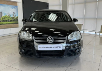 Подержанный автомобиль Volkswagen Jetta Sedan 2008 года (2 фото)