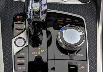 Подержанный автомобиль BMW X6 2020 года (29 фото)