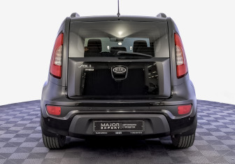 Подержанный автомобиль Kia Soul 2012 года (6 фото)
