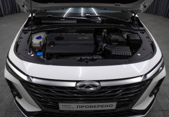 Подержанный автомобиль Chery Arrizo 8 2023 года (9 фото)