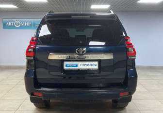 Подержанный автомобиль Toyota Land Cruiser Prado 2020 года (6 фото)