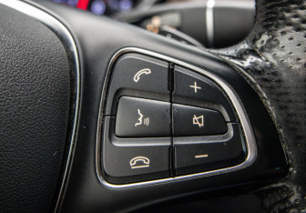 Подержанный автомобиль Mercedes-Benz GLE 2015 года (18 фото)