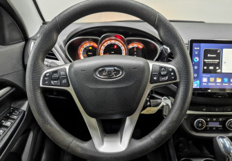 Подержанный автомобиль LADA (ВАЗ) Vesta Wagon 2020 года (21 фото)