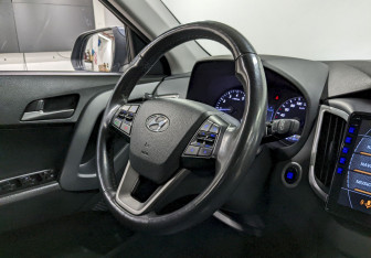 Подержанный автомобиль Hyundai Creta 2017 года (22 фото)