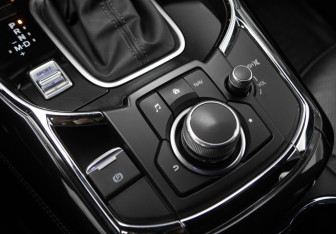 Подержанный автомобиль Mazda CX-9 2019 года (22 фото)