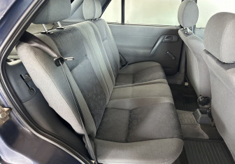 Подержанный автомобиль Skoda Felicia Hatchback 1997 года (15 фото)
