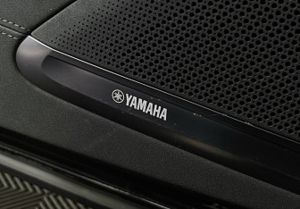 Подержанный автомобиль Zeekr 001 2024 года (17 фото)