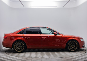 Подержанный автомобиль Audi A4 Sedan 2013 года (4 фото)
