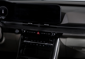 Подержанный автомобиль Kia Carnival 2020 года (13 фото)