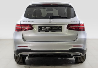 Подержанный автомобиль Mercedes-Benz GLC Coupe 2019 года (6 фото)