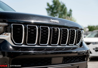 Новый Jeep Grand Cherokee 2023 (15 фото)
