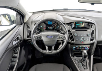 Подержанный автомобиль Ford Focus Hatchback 2018 года (21 фото)