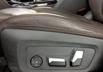 Подержанный автомобиль BMW X4 2022 года (27 фото)