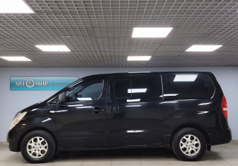 Подержанный автомобиль Hyundai Grand Starex 2010 года (8 фото)