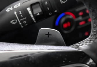 Подержанный автомобиль Kia Ceed Hatchback 2022 года (15 фото)