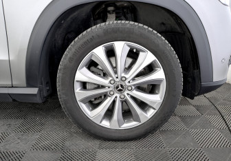 Подержанный автомобиль Mercedes-Benz GLE 2020 года (18 фото)