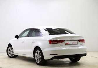 Подержанный автомобиль Audi A3 Sedan 2018 года (5 фото)