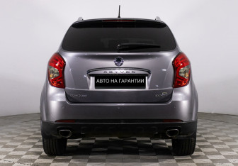 Подержанный автомобиль SsangYong Actyon 2014 года (4 фото)