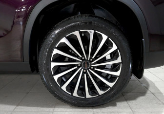 Подержанный автомобиль Exeed TXL 2022 года (18 фото)