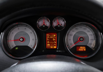 Подержанный автомобиль Peugeot 308 Hatchback 2008 года (15 фото)