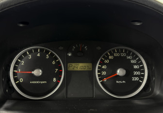 Подержанный автомобиль Hyundai Getz 2008 года (11 фото)