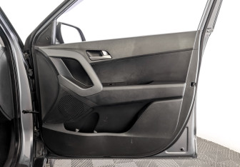 Подержанный автомобиль Hyundai Creta 2018 года (24 фото)