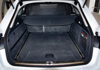 Подержанный автомобиль Audi A6 Wagon 2016 года (36 фото)