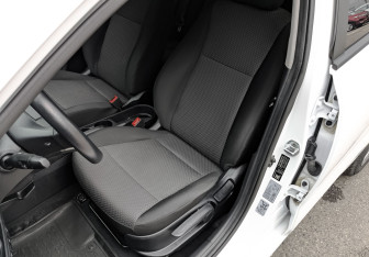 Подержанный автомобиль Kia Rio Sedan 2021 года (19 фото)