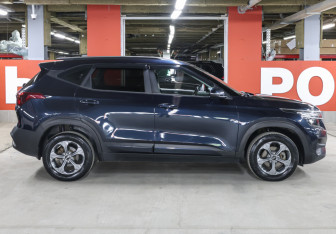 Подержанный автомобиль Kia Seltos 2020 года (4 фото)