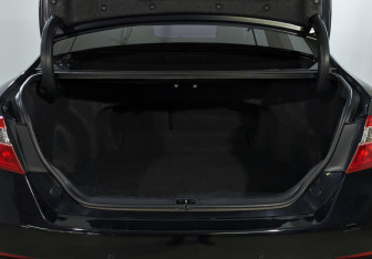 Подержанный автомобиль Toyota Camry Sedan 2014 года (10 фото)