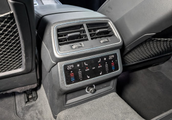 Подержанный автомобиль Audi A7 2018 года (26 фото)