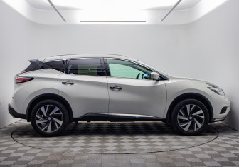 Подержанный автомобиль Nissan Murano Suv 2019 года (6 фото)