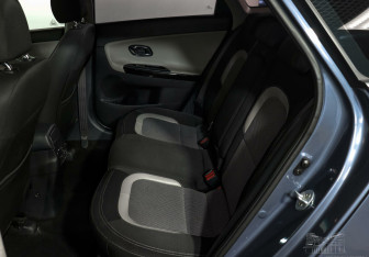 Подержанный автомобиль Kia Ceed Wagon 2015 года (10 фото)