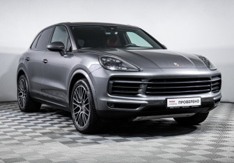 Подержанный автомобиль Porsche Cayenne 2019 года (3 фото)