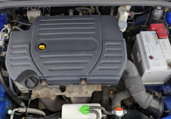 Подержанный автомобиль Suzuki SX4 Hatchback 2012 года (9 фото)