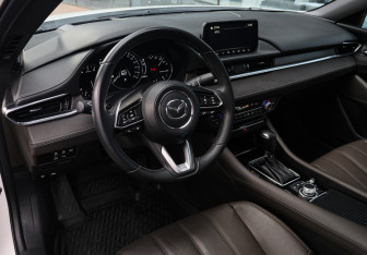 Подержанный автомобиль Mazda 6 Sedan 2023 года (13 фото)