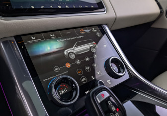 Подержанный автомобиль Land Rover Range Rover Sport 2021 года (27 фото)