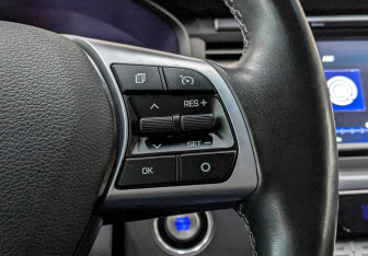 Подержанный автомобиль Hyundai Sonata 2018 года (25 фото)