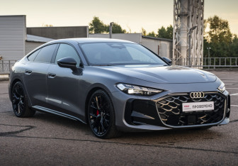 Подержанный автомобиль Audi A5 Liftback 2025 года (4 фото)