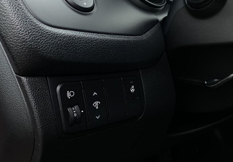 Подержанный автомобиль Kia Ceed Hatchback 2015 года (17 фото)