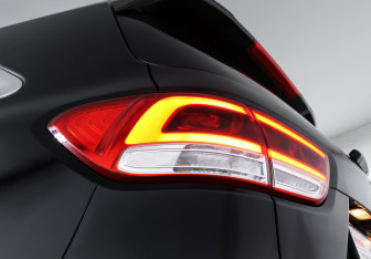 Подержанный автомобиль Kia Sorento 2017 года (26 фото)