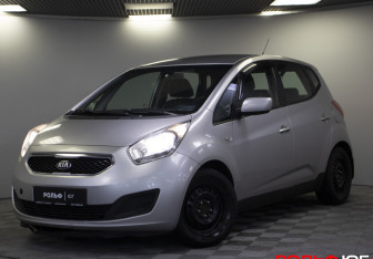 Подержанный автомобиль Kia Venga 2013 года (19 фото)