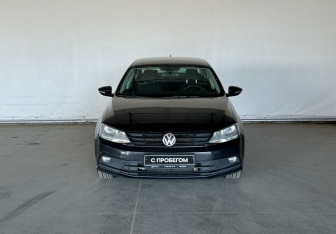 Подержанный автомобиль Volkswagen Jetta Sedan 2015 года (2 фото)