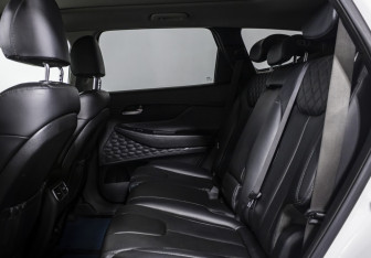 Подержанный автомобиль Hyundai Santa Fe 2021 года (13 фото)
