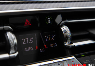 Подержанный автомобиль BMW X6 2019 года (16 фото)