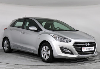 Подержанный автомобиль Hyundai i30 Hatchback 2016 года (3 фото)