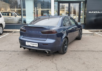 Подержанный автомобиль Mitsubishi Lancer Sedan 2008 года (5 фото)