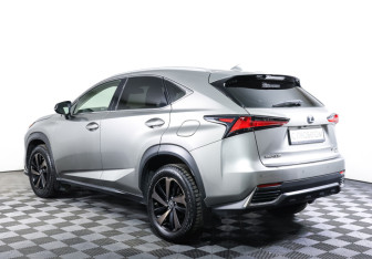Подержанный автомобиль Lexus NX 2021 года (7 фото)