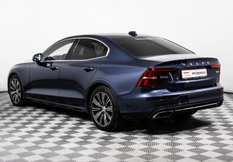 Подержанный автомобиль Volvo S60 2019 года (7 фото)